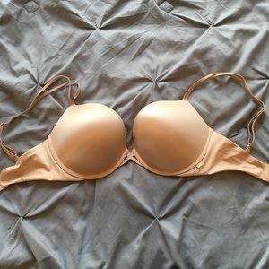 Victoria’s Secret “Very Sexy” push up bra